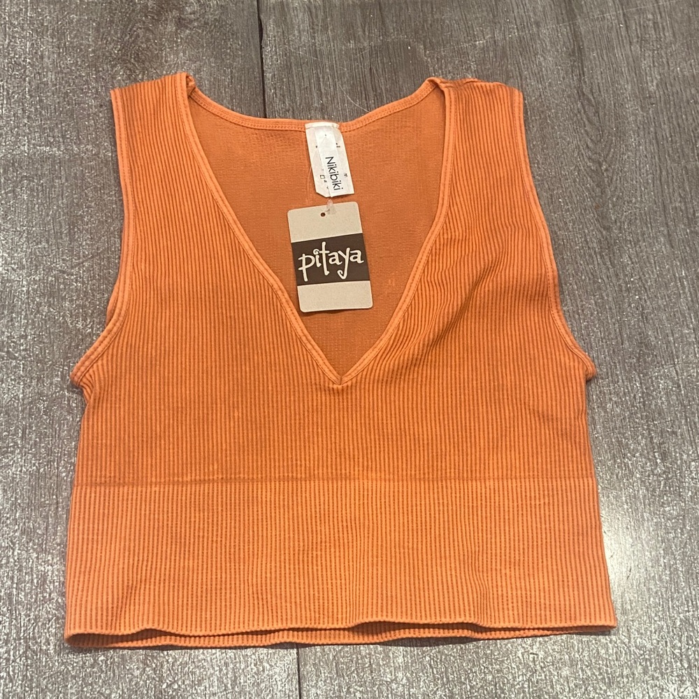 Pitaya V-Neck Ribbed Crop Top in Orange